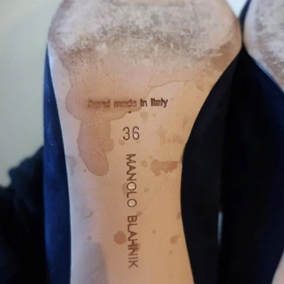 Womens Manolo Blahnik Blue Suede Pointy Heels Shoes Pumps 36 US/6 - Picture 12 of 13